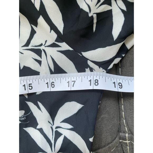 Sam Edelman Graphic Botanic Tie Neck Printed Dress Black/ White Size Medium - Picture 7 of 8